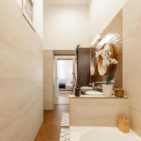 Stylish Luxury By Anna 아파트 *