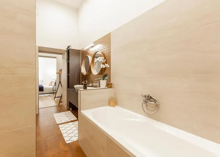 Stylish Luxury By Anna Budapest