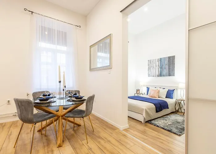Stylish Luxury By Anna Budapesta